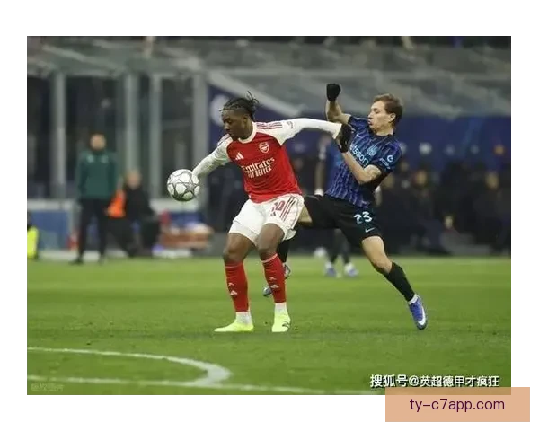 曼城队长集资近万镑助博德球迷 曼城队长集资近万镑助博德球迷