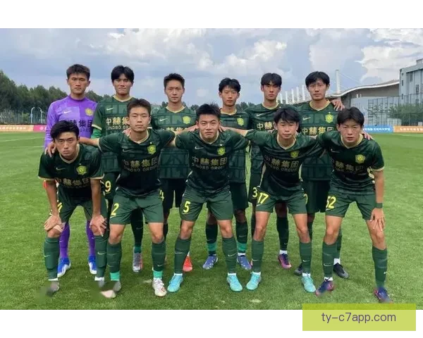 官方广东铭途签国安门将李宸