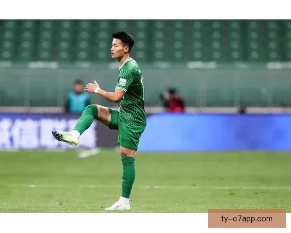 国安初四集结冲超杯孔特将至